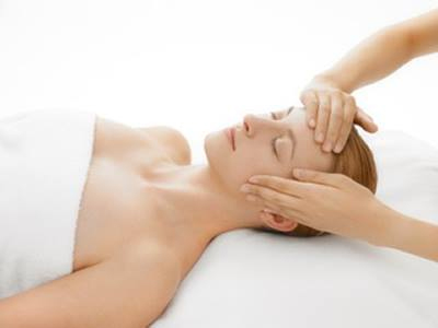 坐漁荘エステサロン「アイリス」 ご案内